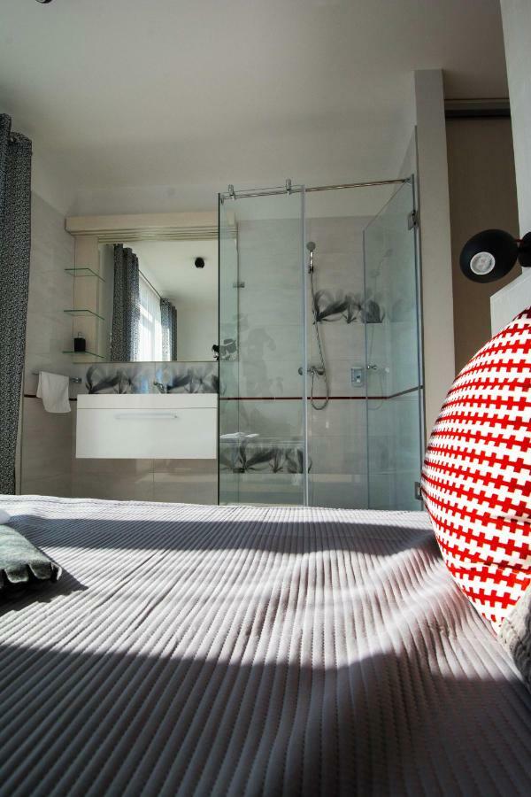 Karinflats - Jazzy Apt. Apartamento